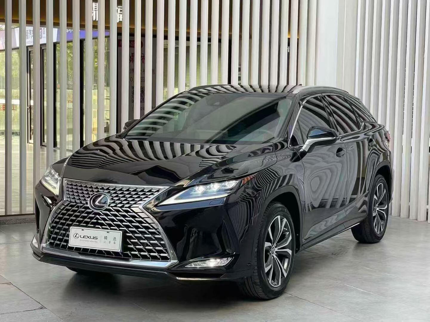 Lexus Clean condition Available now