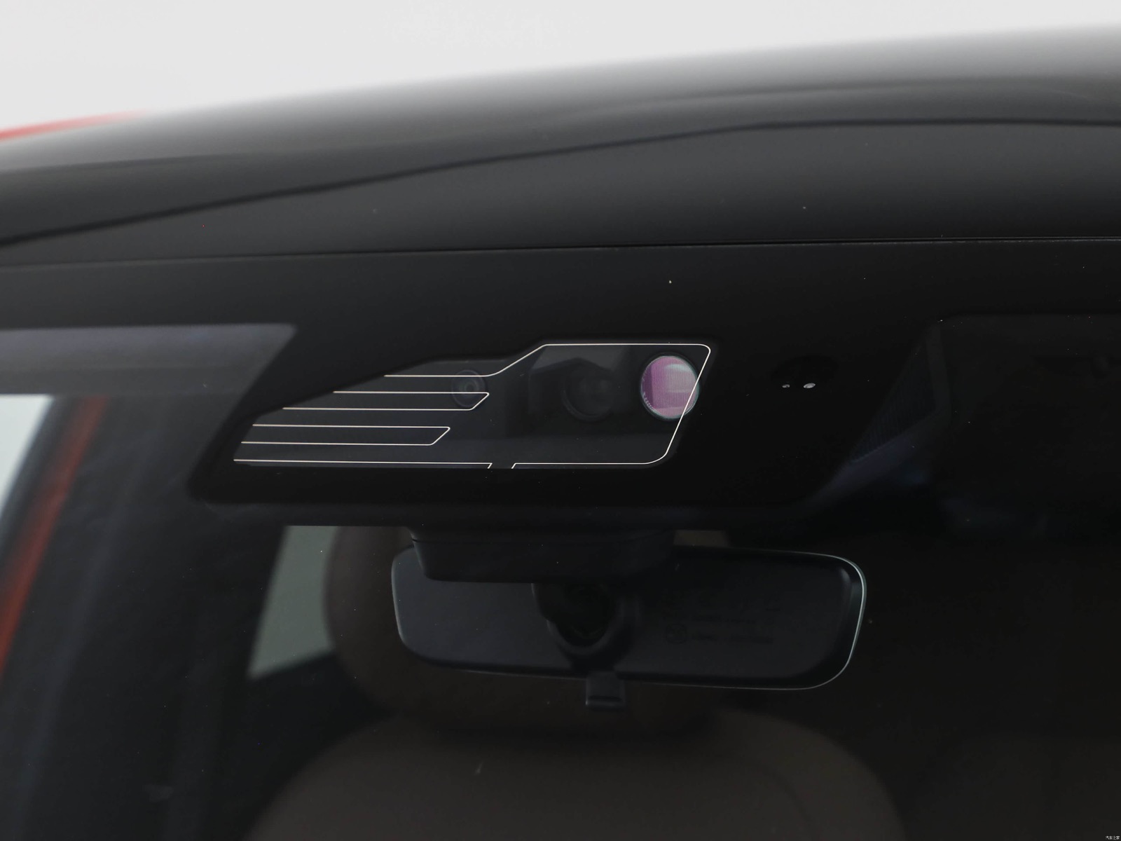 Laser vision sensor mounted behind the Arcfox Alpha T7 windshield