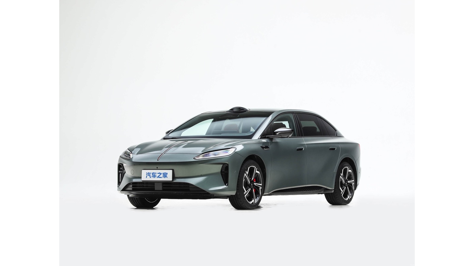 Green Hongqi Tiangong 07 electric sedan in a studio