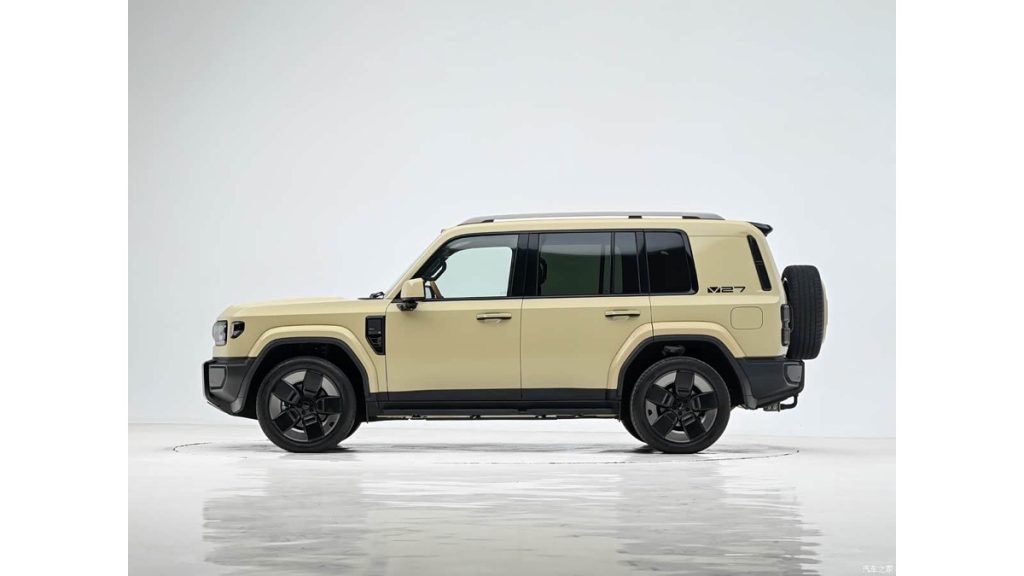 Beige iCAR V27 long-range SUV shown in side profile